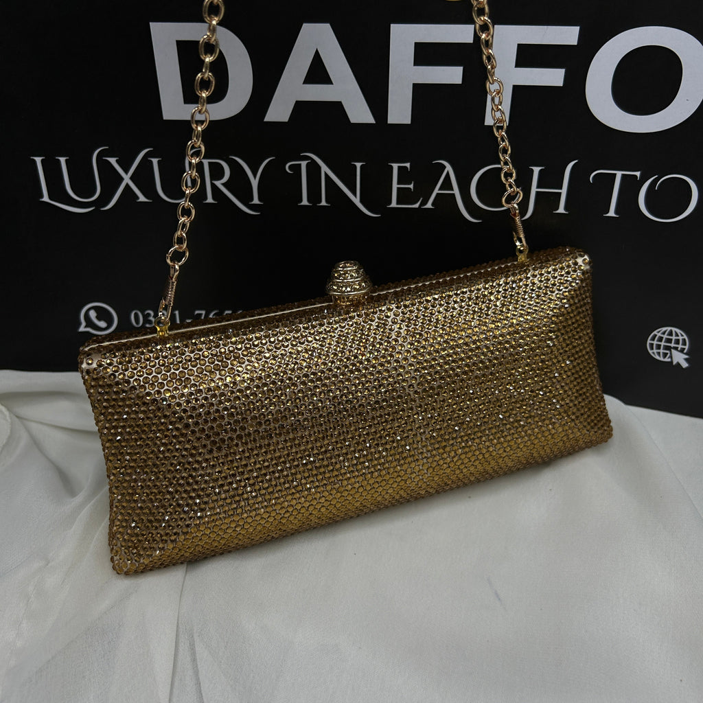 Ladies clutch with swarovski crystals all around 