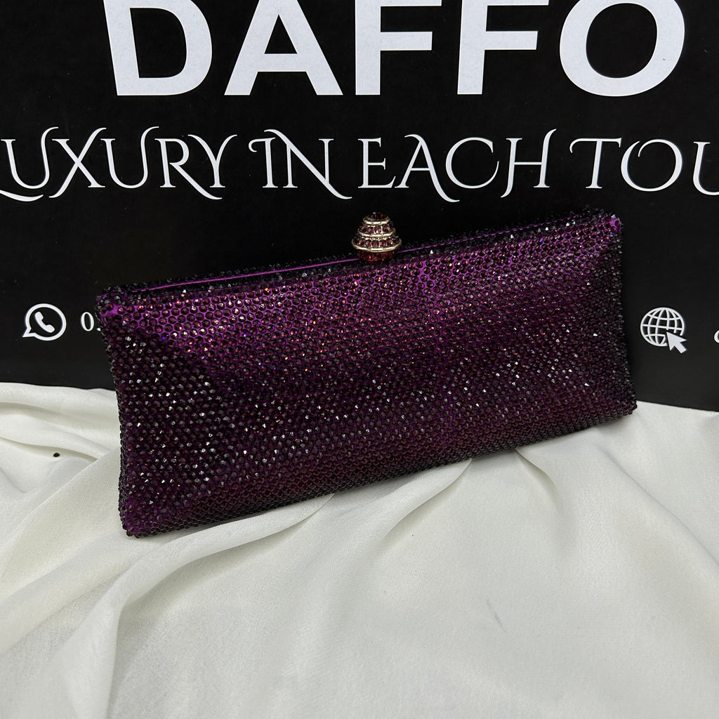 Ladies clutch with swarovski crystals all around 