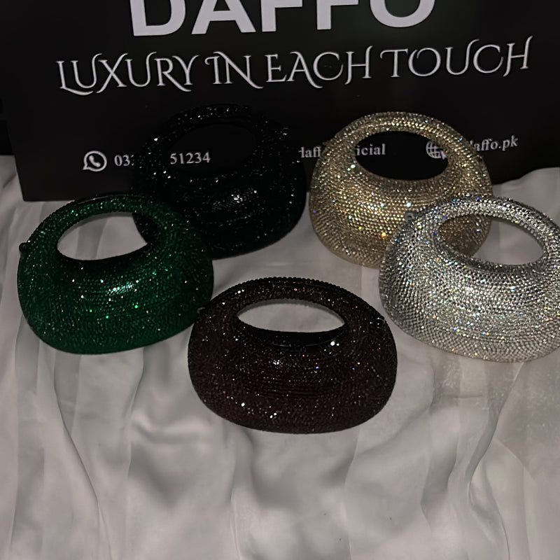 Ladies clutch 