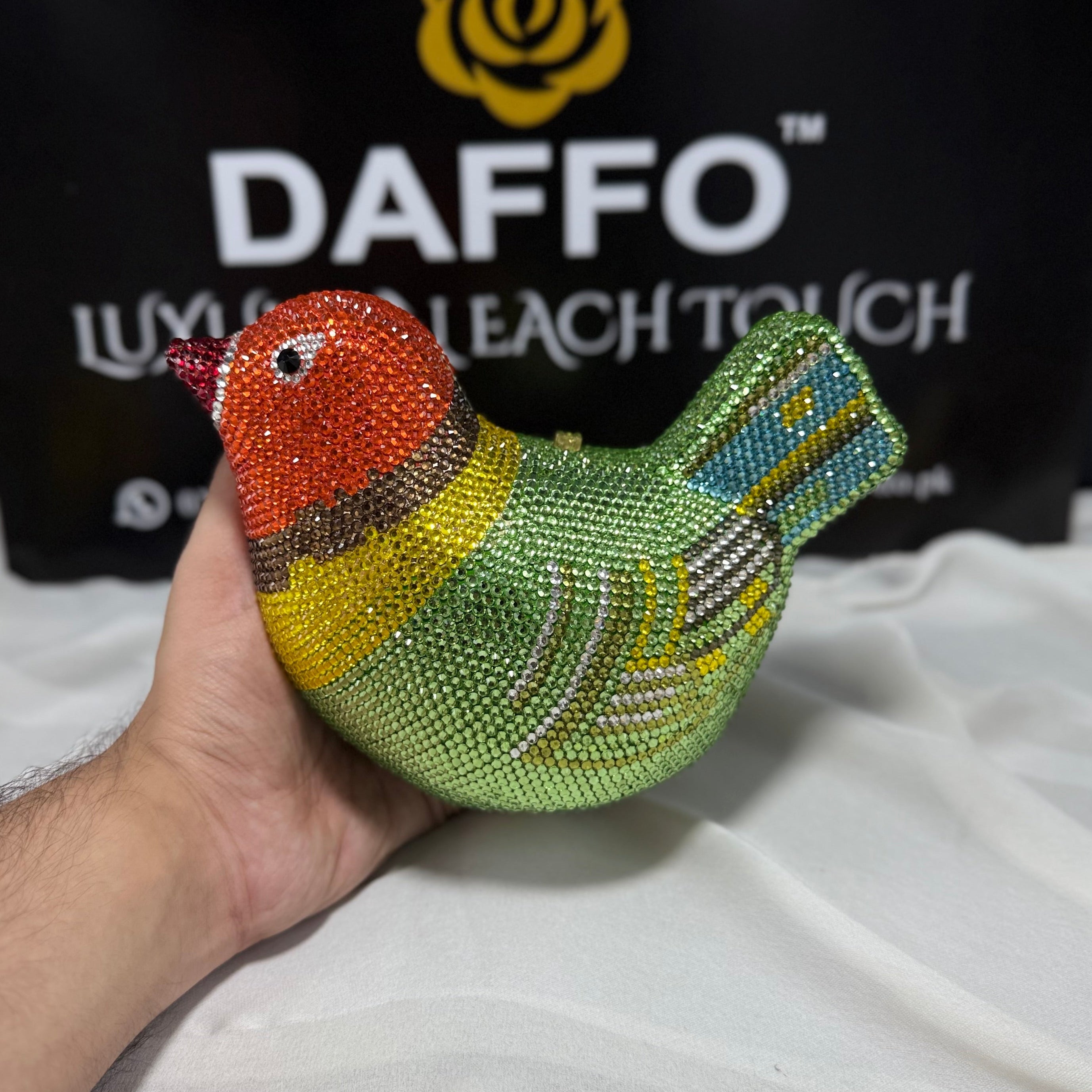 DAFFO Aviora