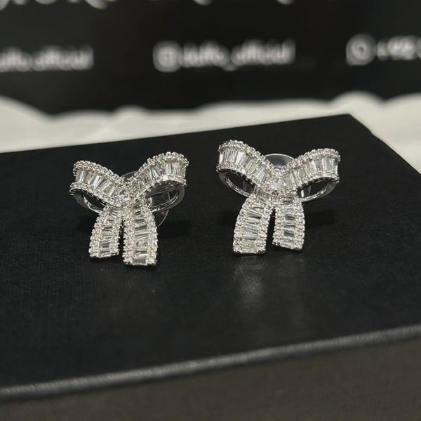 Stunning Zirconia Bow studs