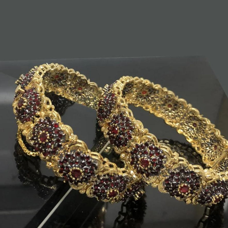 Stunning gold-plated bangles with diamond-cut stones (PAIR)