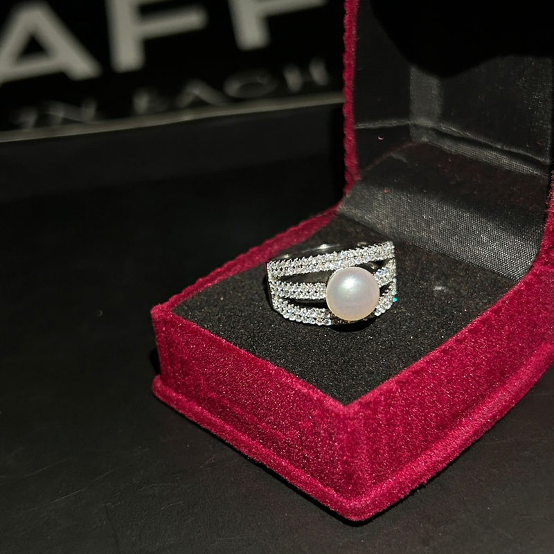 DAFFO Italian Rhodium plated Silver 925 Stamped Pearly Ring