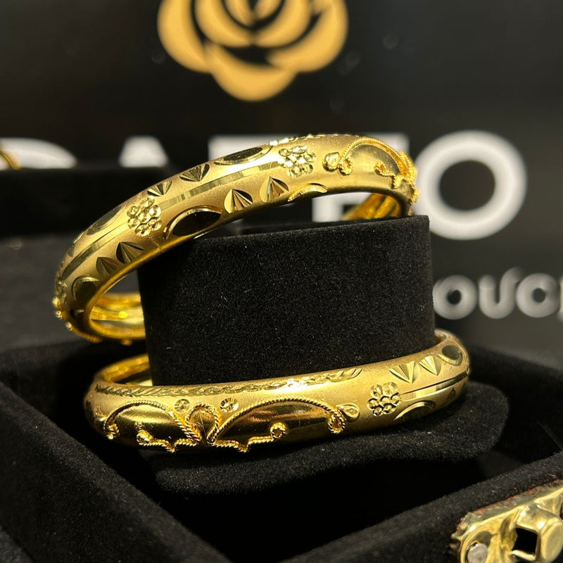 GOLD-DIP bangles (pair)