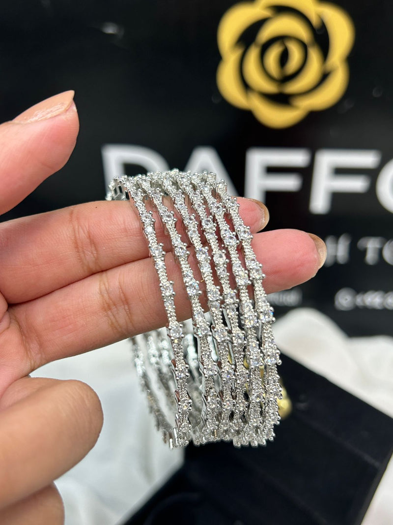 DAFFO Sleek One carat zirconic bangles (6)