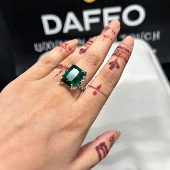 DAFFO GREEN EMAARALD LUXE RING