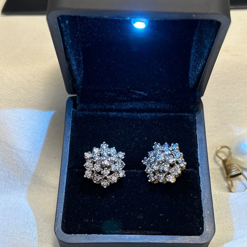 DAFFO PREMIUM DIAMOND CUT STUDS