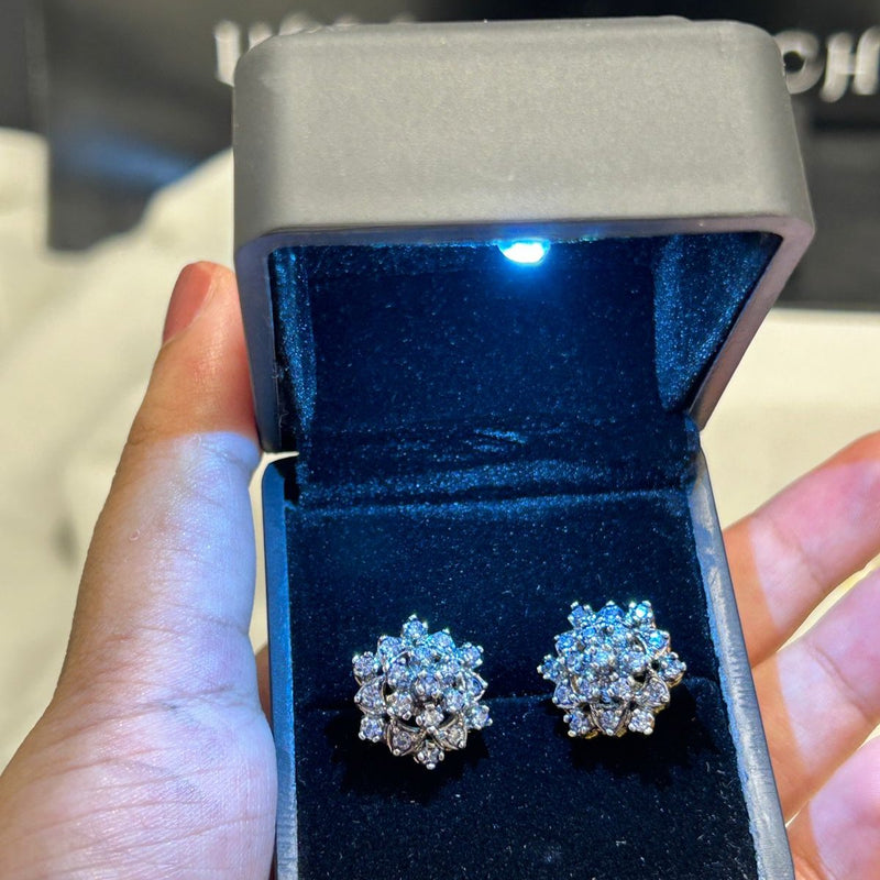 DAFFO PREMIUM DIAMOND CUT STUDS