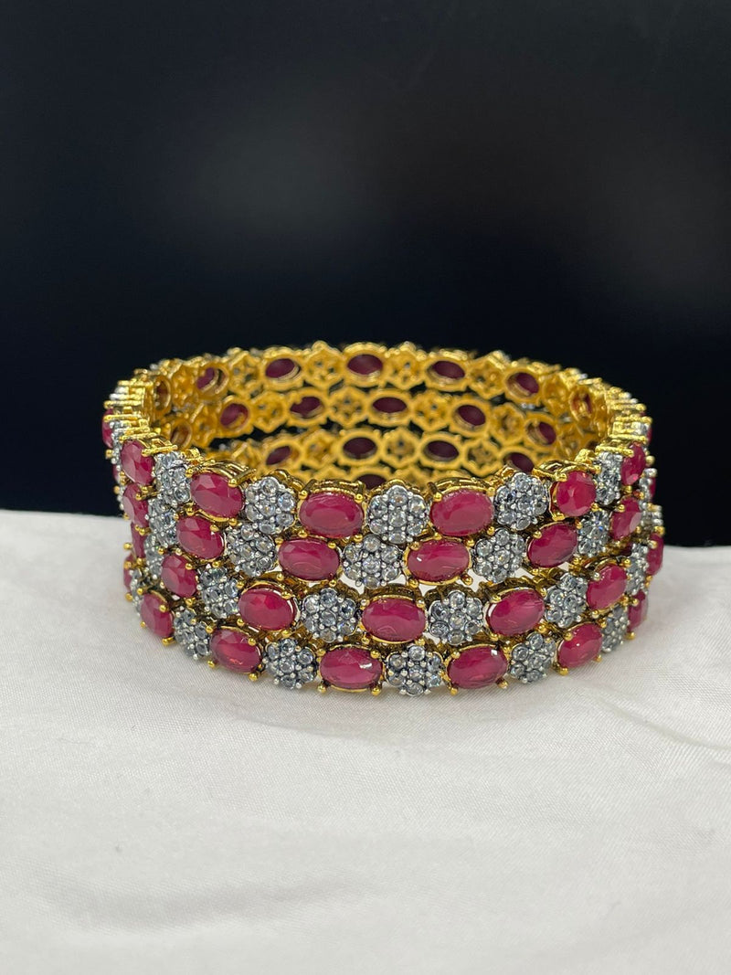 Goldplated zirconic bangles