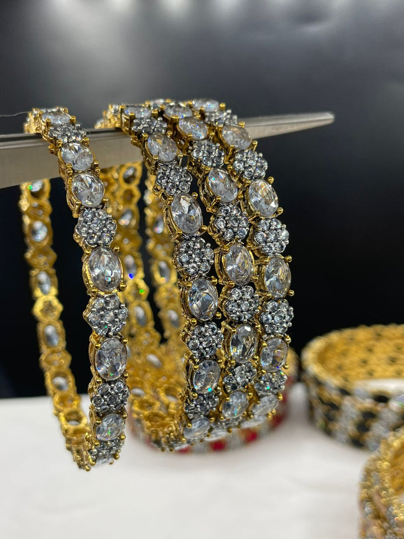 Goldplated zirconic bangles